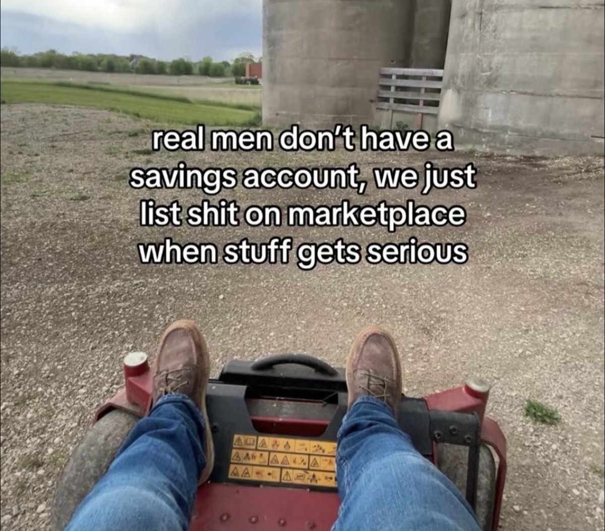 DudespostingWs's tweet photo. accurate https://t.co/ShvIjNyTLI
