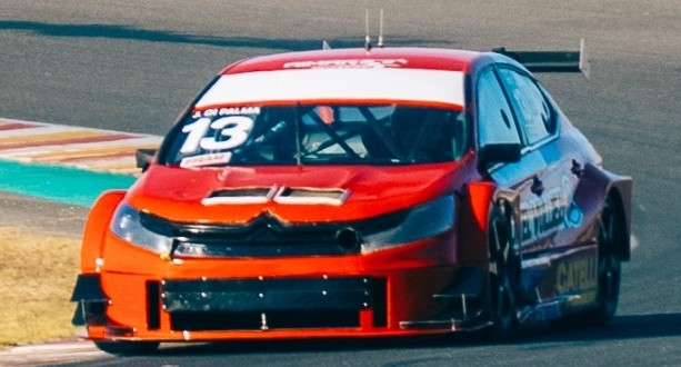 raulgattelet's tweet image. pilotos arrecifeños #TurismoCarretera2000
#Carrera2 
P2 @AgustinCanapino (Renault) + 0.410
P6 @jositoooooo (Citroën) + 14.885
Fotos: trasmisión TV y @derojoaverde