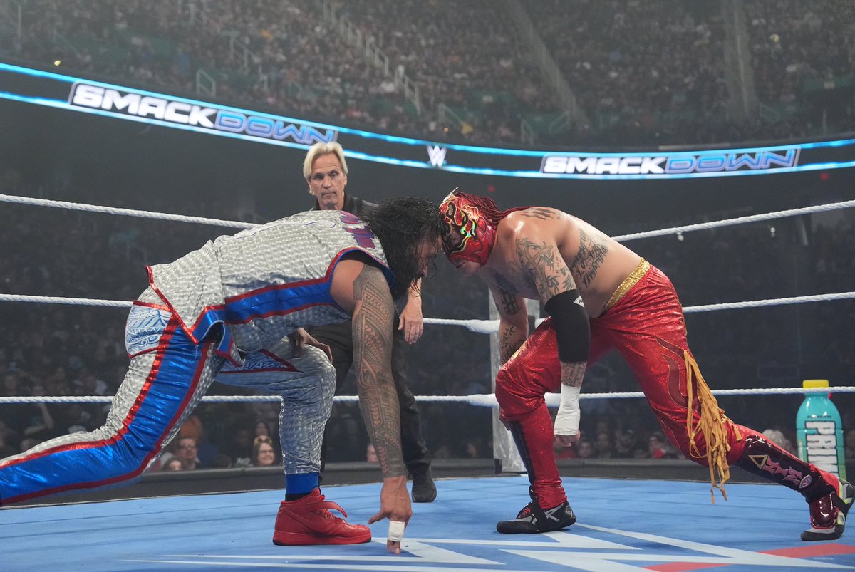 ReyFenixMx's tweet image. Todo va bien!
Everything takes time, and my time is coming.
Another incredible friday of #smackdown🔵
Just i think now i have to face Jimmy Uso @jonathanfatu in ONE a ONE match! @wwe
#AN1M0