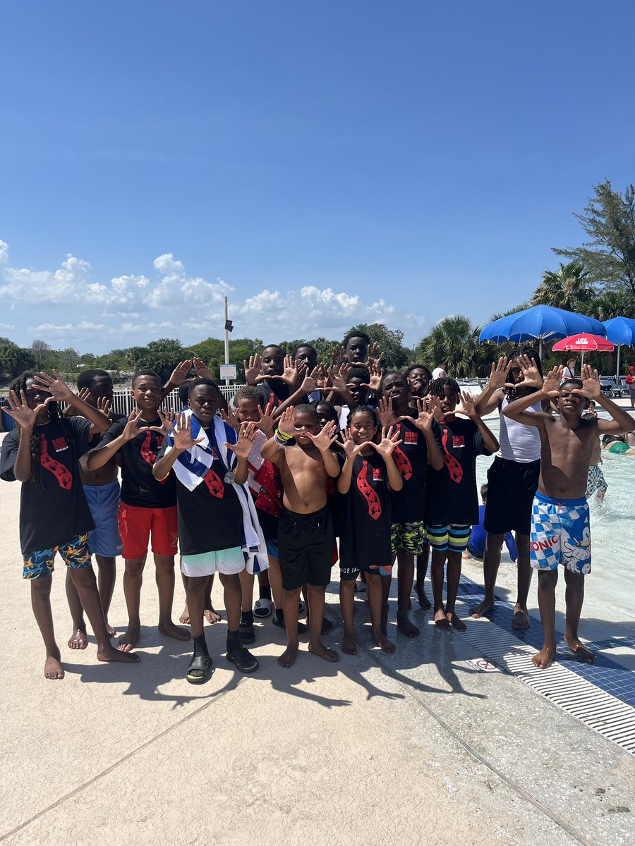PETigers's tweet photo. Our Role Models had an unforgettable time camping at Quiet Waters Park! 🏕️ They truly set the standard for teamwork, leadership, and respectful behavior—showing exactly what it means to lead by example! 🌟 #5000rolemodels #RoleModelsInAction #Teamwork #QuietWatersCampout https://t.co/Cdtb5qPXnj