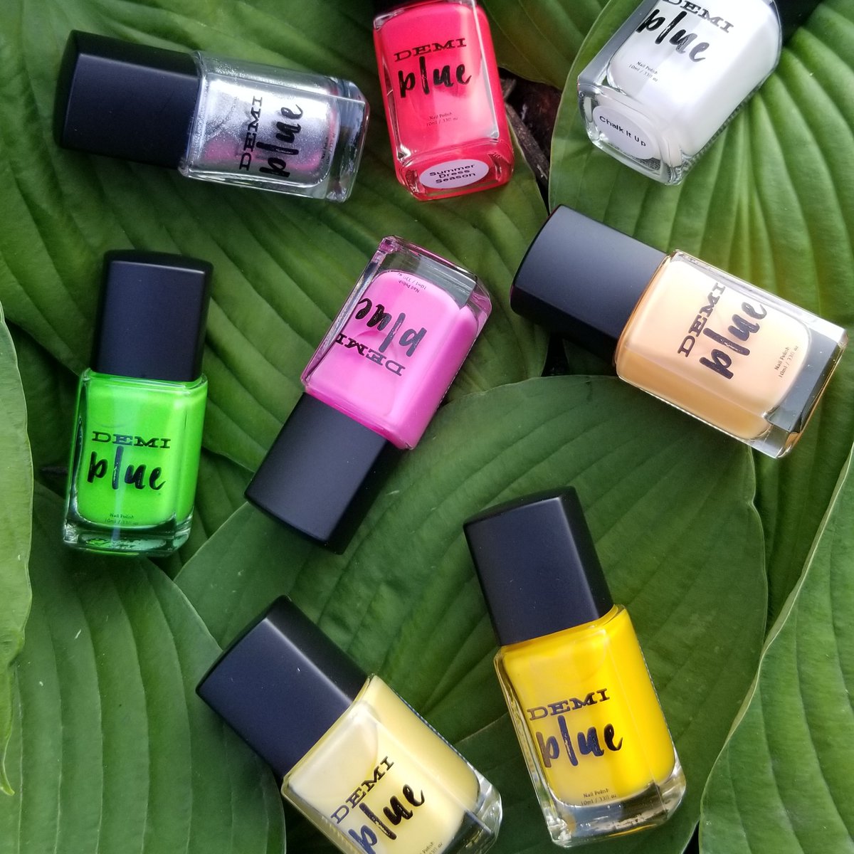 Nailfriends, did you know that DEMIblue is committed to cruelty-free practices? 🐰💖 We believe in beauty without harm! Check out our mission and be part of our journey! Visit our website to learn more! 🌟 #CrueltyFree #BeautyWithPurpose #DEMIblue