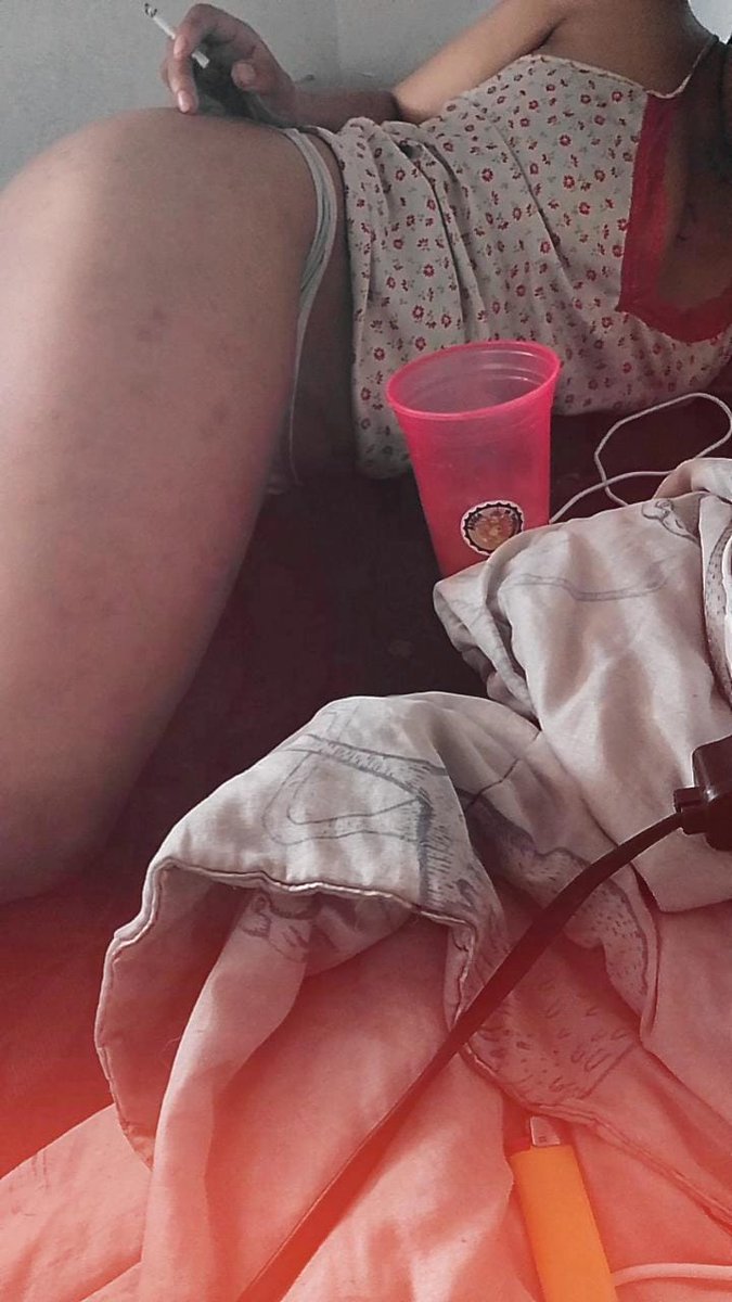 vc chega em casa e eu to assim no seu sofá, o que vc faz?