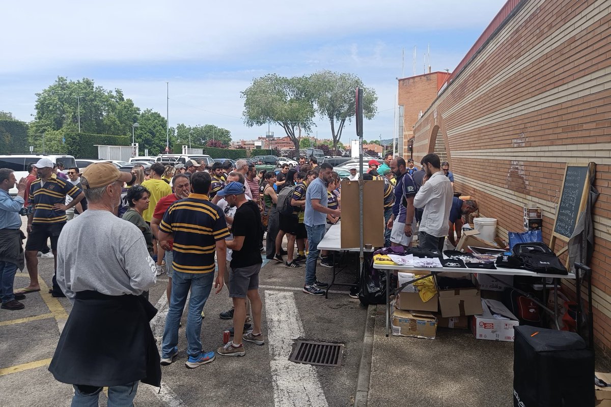 🏉 El primer teniente de alcalde, <a href="/javier_toquero/">Javier Toquero</a>, y el concejal de Deportes, <a href="/engongaarmengol/">Armengol Engonga</a>, participaron ayer en el Día del <a href="/guadarugby/">Rugby Guadalajara</a>, celebrado en las pistas de la Fuente de la Niña.

Una jornada para compartir afición en familia y conmemorar el 30 aniversario del club.