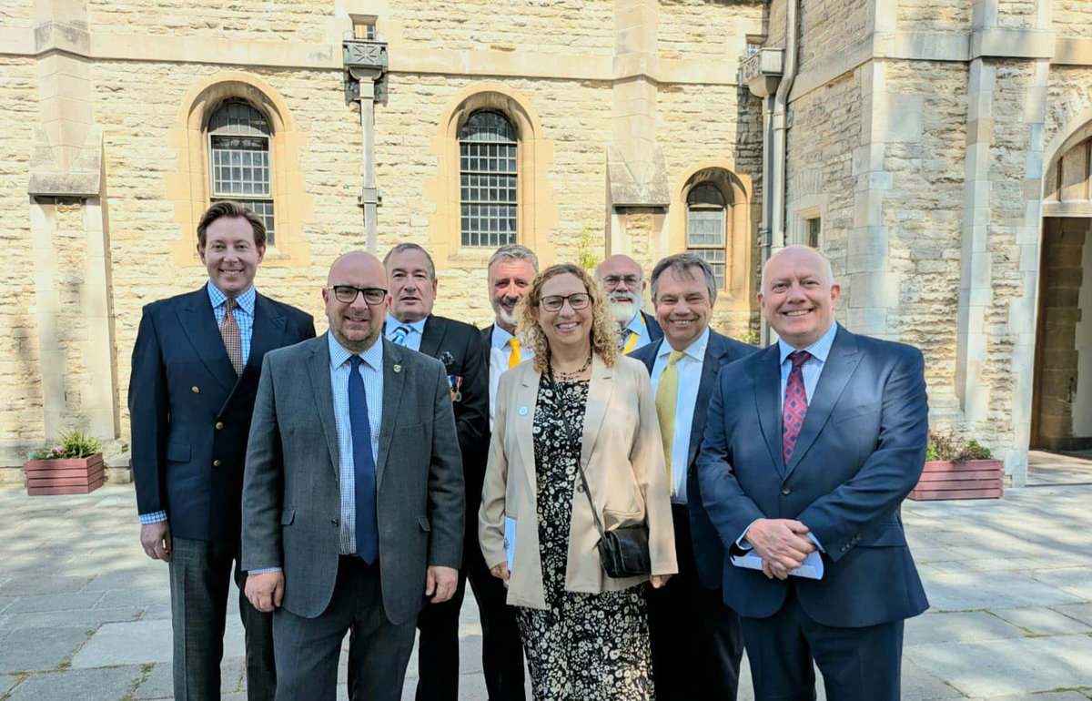 Mark Jeffery 🔶️ - St Thomas Ward, Portsmouth (@markjefferyld) on Twitter photo Good to be with so many <a href="/portsmouthld/">Portsmouth Lib Dems 🔶️</a> colleagues at today’s City Service <a href="/PortsmouthCath/">Portsmouth Cathedral ☩</a> at the start of the new municipal year! Good to be with so many <a href="/portsmouthld/">Portsmouth Lib Dems 🔶️</a> colleagues at today’s City Service <a href="/PortsmouthCath/">Portsmouth Cathedral ☩</a> at the start of the new municipal year!