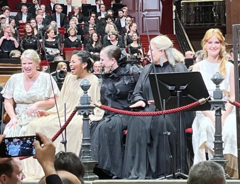 Jennifer Johnston (@jjohnstonmezzo) on Twitter photo What a special week, performing Mahler’s 8th Symphony at <a href="/Concertgebouw/">Het Concertgebouw</a>’s Mahler Festival, and on the 114th anniversary of Mahler’s death, with <a href="/klausmakela/">Klaus Mäkelä</a> & <a href="/ConcertgbOrkest/">Concertgebouworkest</a>. What a special week, performing Mahler’s 8th Symphony at <a href="/Concertgebouw/">Het Concertgebouw</a>’s Mahler Festival, and on the 114th anniversary of Mahler’s death, with <a href="/klausmakela/">Klaus Mäkelä</a> & <a href="/ConcertgbOrkest/">Concertgebouworkest</a>.