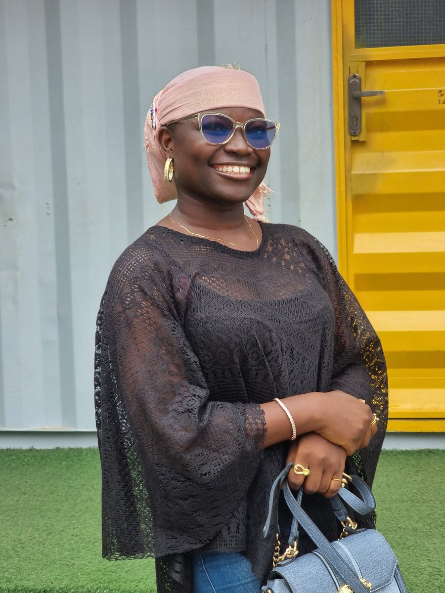 sisiportable's tweet photo. Queen of the North with zero Hausa — someone please teach me Hausa before they find out I’m faking it!
#OOTD https://t.co/uXiflmhTN9