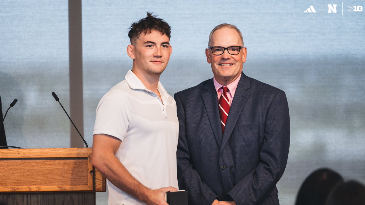 HuskerWrestling's tweet image. Congratulations to our Spring 2025 graduates.
🎓 Silas Allred | Nutrition & Health Sciences
🎓 Adam Thebeau | Finance
🎓 Brock Hardy | Psychology