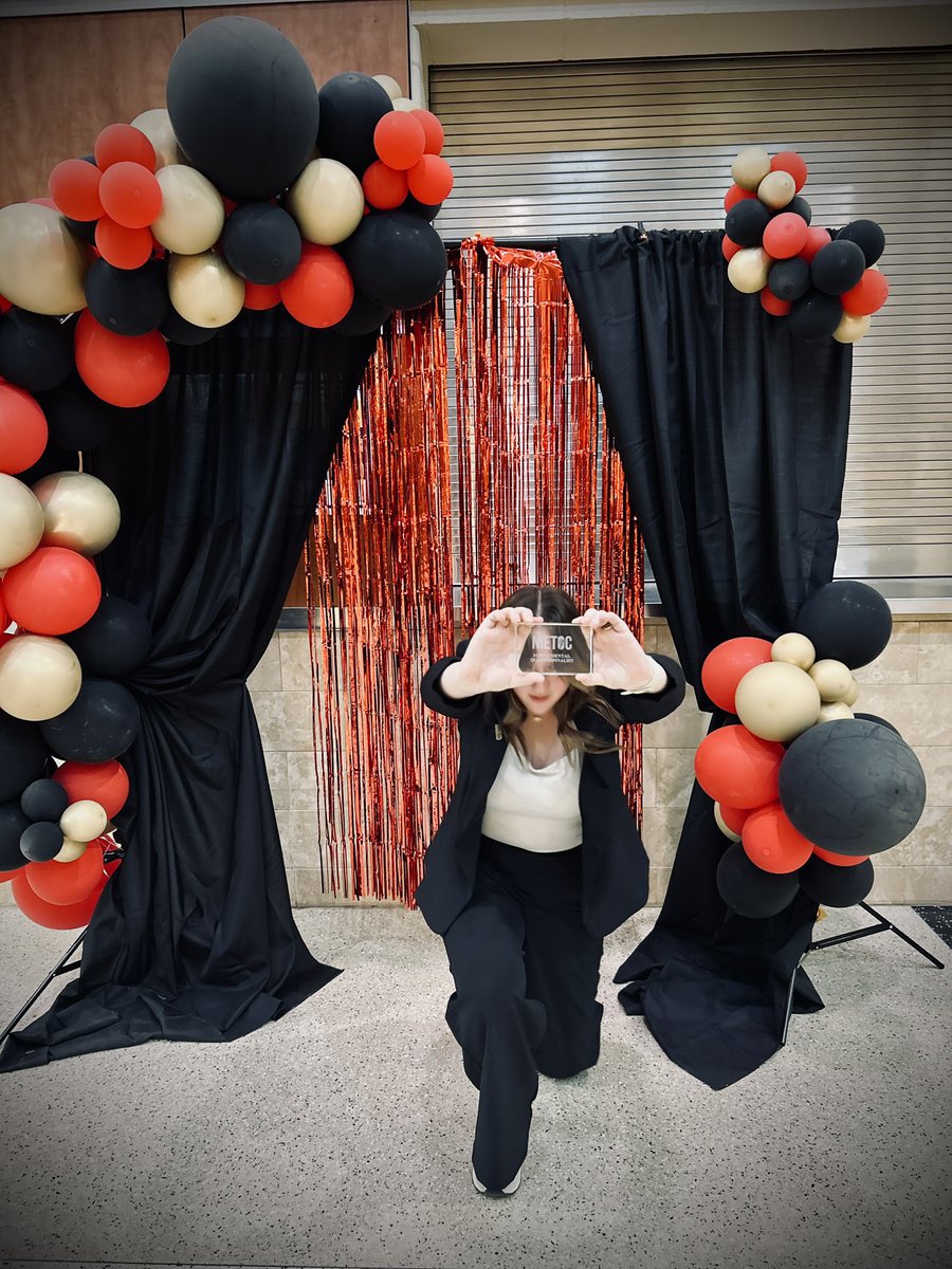 Congrats to Olathe North’s first NIETOC competitor AND first trophy recipient Junior Elle Saale! 
We are endlessly proud of you!
#northstong #FlyHighEagles
<a href="/ADPriceON/">Josh Price, CAA</a> <a href="/JasonHermanON/">Jason Herman</a> <a href="/ONFlightCrew/">Eagle Flight Crew</a>