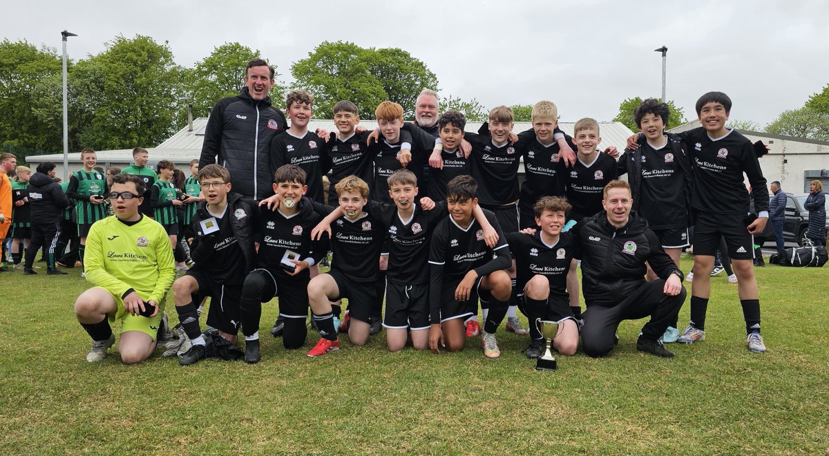 Blackburn_2011's tweet photo. 2025 League Cup Winners!!
Really proud of the boys today. A deserved win v's Kessock Park with a great team performance. Well done to everyone involved, really chuffed for the boys. Days like today make it all worthwhile!
Onwards and upwards!!
⚫️⚪️⚫️⚪️⚫️⚪️ https://t.co/rrAFKIbqjO