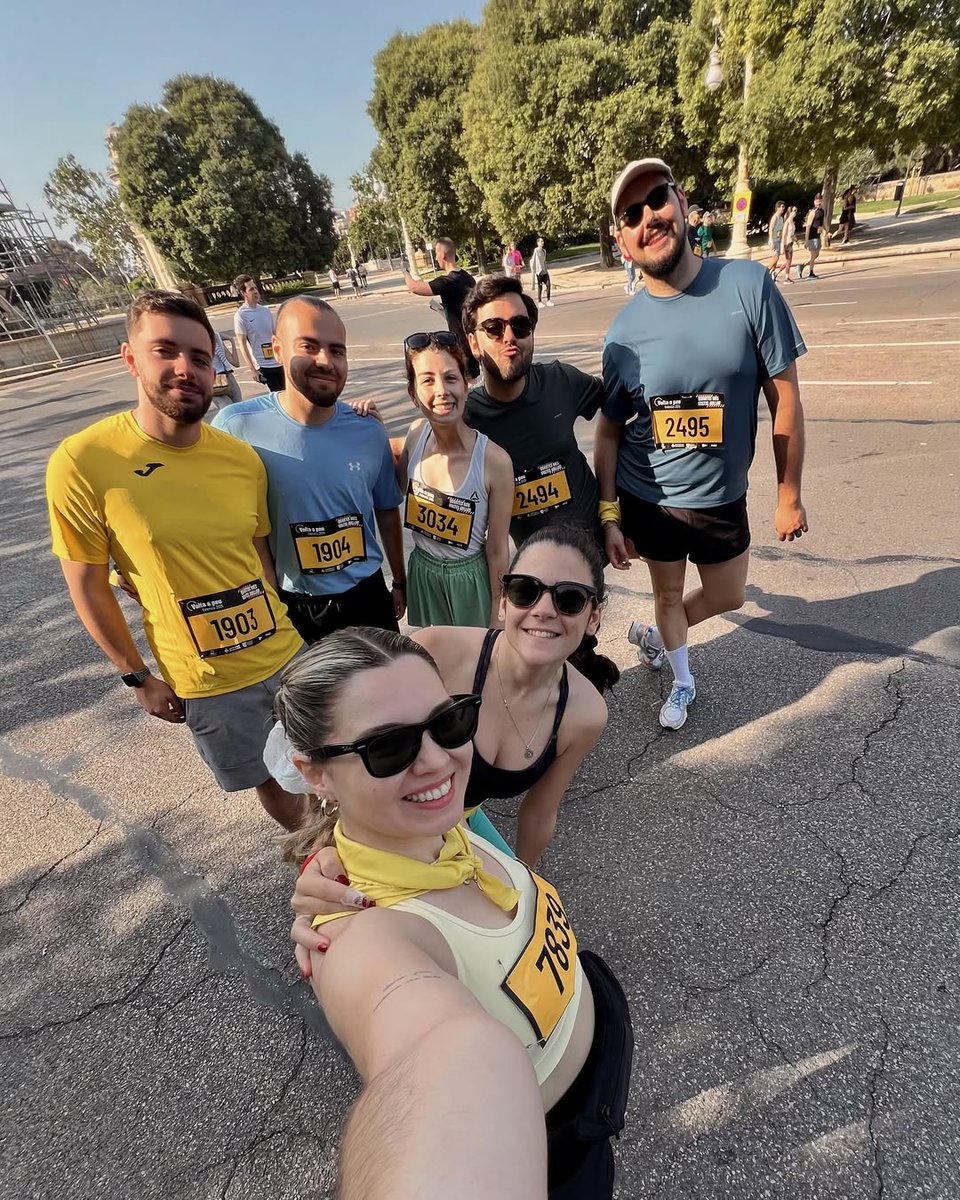 FallaYecla's tweet image. Un resumen de hoy donde una parte de la comisión estuvo corriendo en la Volta a Peu de Valencia. 

Gracias a todos los participantes.