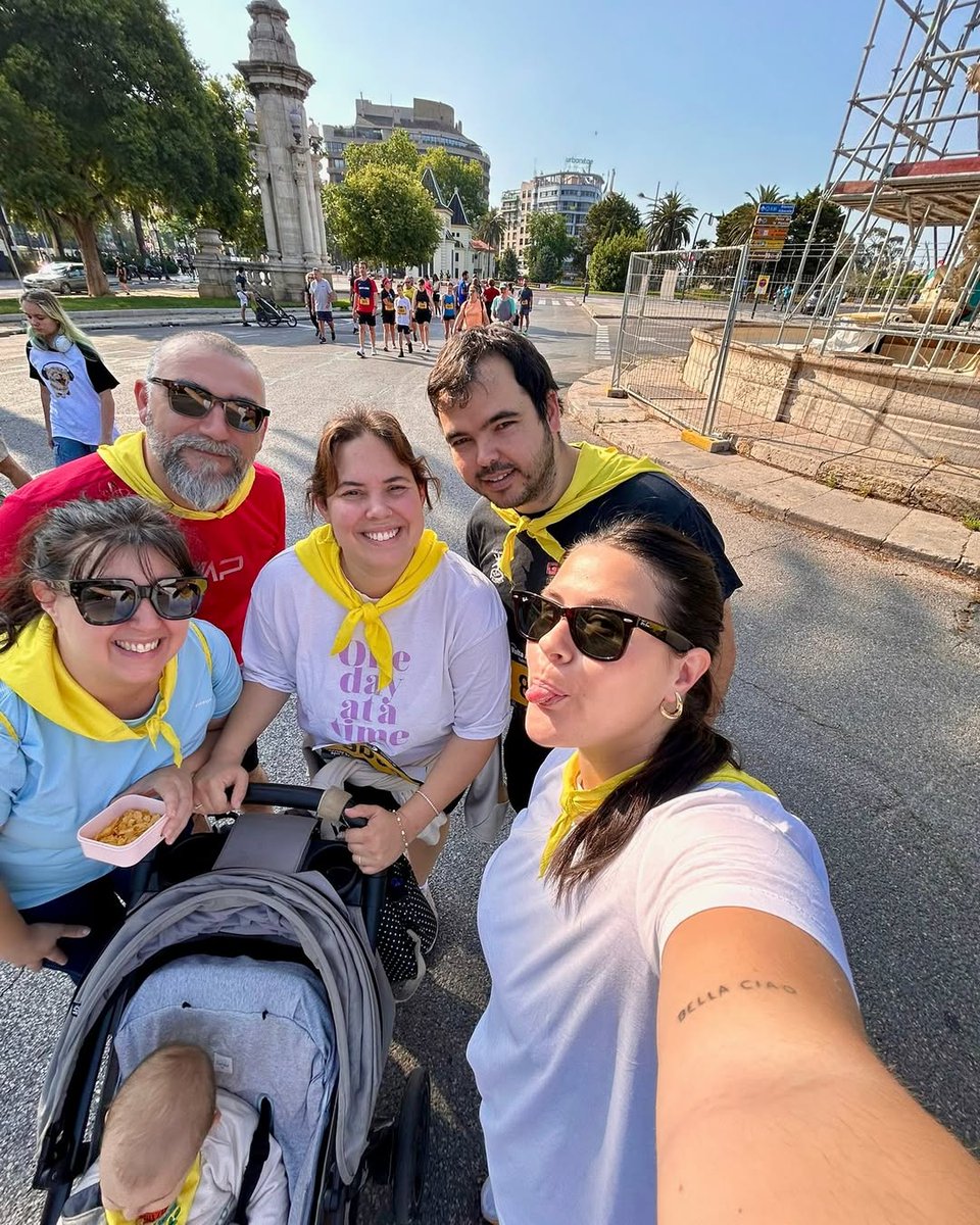 FallaYecla's tweet image. Un resumen de hoy donde una parte de la comisión estuvo corriendo en la Volta a Peu de Valencia. 

Gracias a todos los participantes.