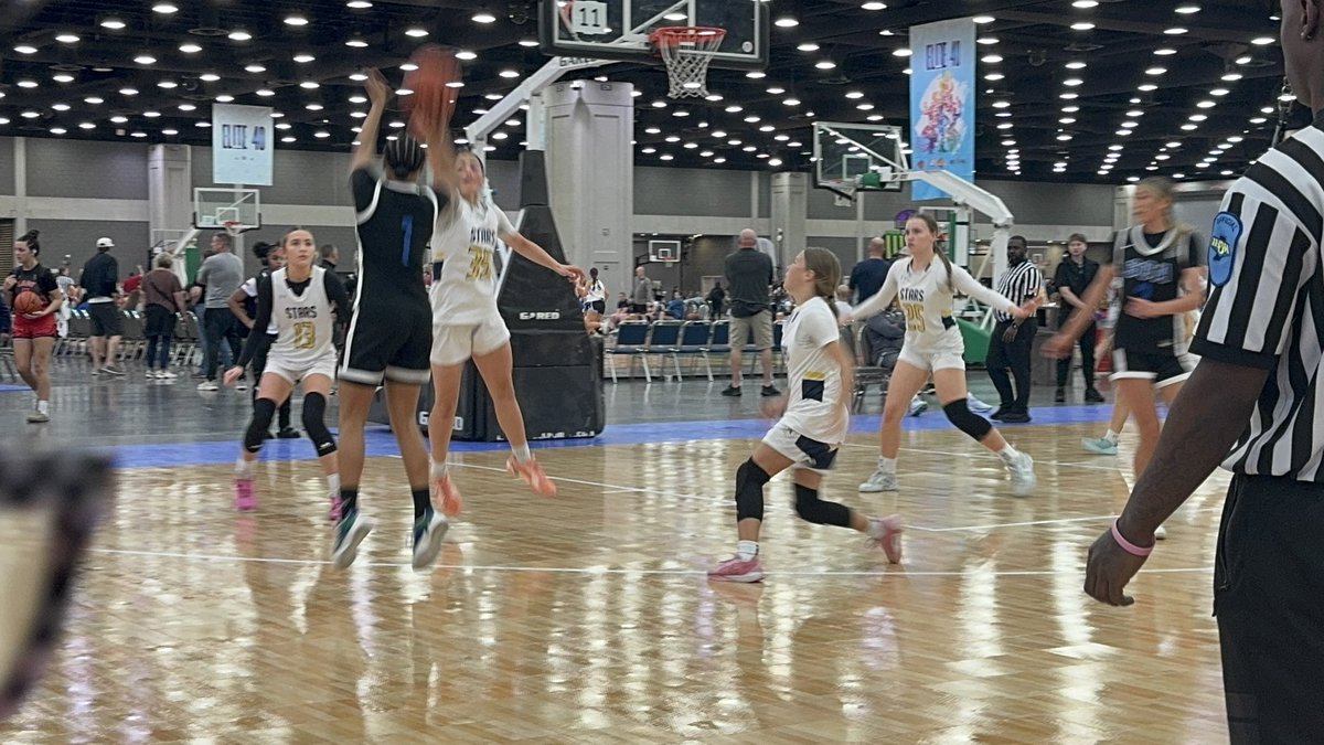 Stars went 3-1 this weekend at 
The Classic in Louisville in the platinum division! Bright futures ahead!