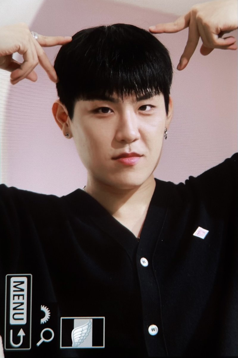 wings_wj1102's tweet photo. 250518 케이몬스터 대만 팬싸
내 최애 박감자 왤케 사랑스럽냐😆🥺
#박우진 #PARKWOOJIN #에이비식스 #AB6IX https://t.co/nuYcW7tbXh