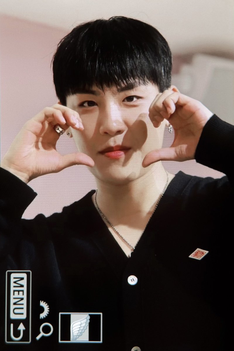 wings_wj1102's tweet photo. 250518 케이몬스터 대만 팬싸
내 최애 박감자 왤케 사랑스럽냐😆🥺
#박우진 #PARKWOOJIN #에이비식스 #AB6IX https://t.co/nuYcW7tbXh