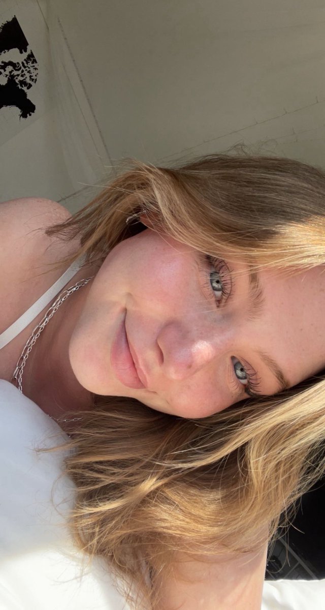 OLivvy209's tweet photo. #Trending #Engagement #cumtribute #bwc #bbc https://t.co/qrerWPoMgo