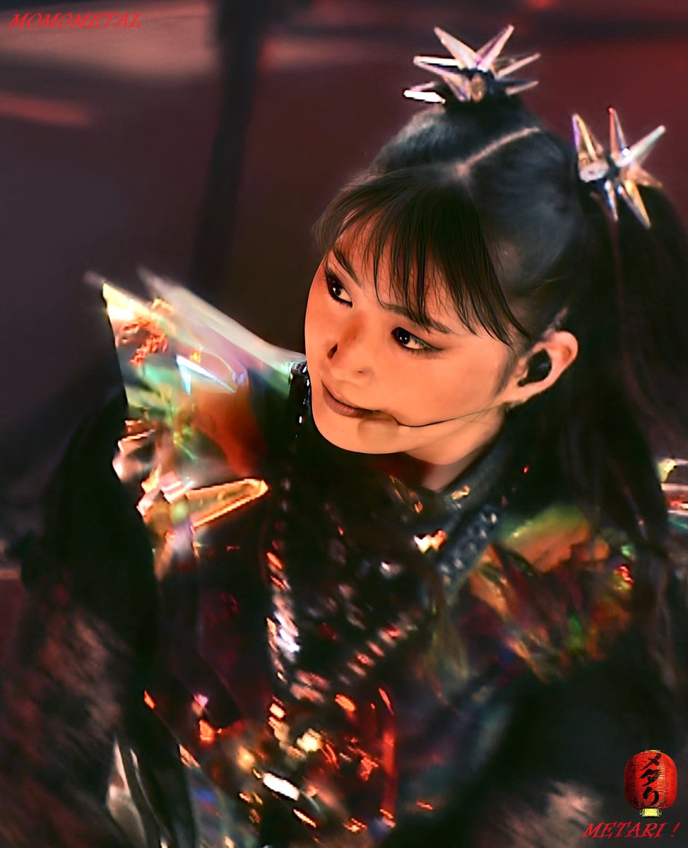 TENtenkomomo5's tweet photo. #BABYMETAL #LegendMM #メタリ！
#MOMOMETAL

 魅惑のももめとぅ

こんなことをして どうだというのだ
疑問を抱けば すべて無意味・無駄のように思える
喜び楽しみは 人それぞれ　で　いいぢゃん https://t.co/YcO5guRCSA