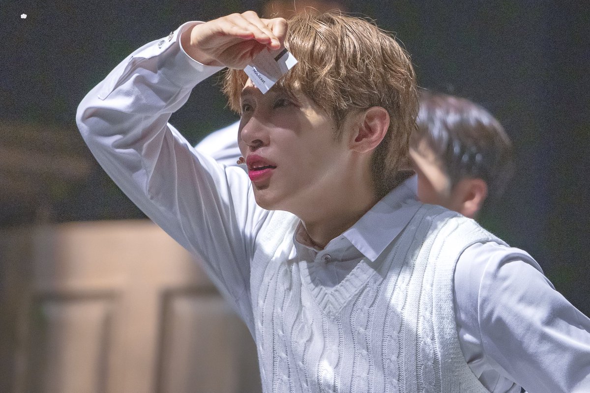 레몽 ◡̈ tweet media