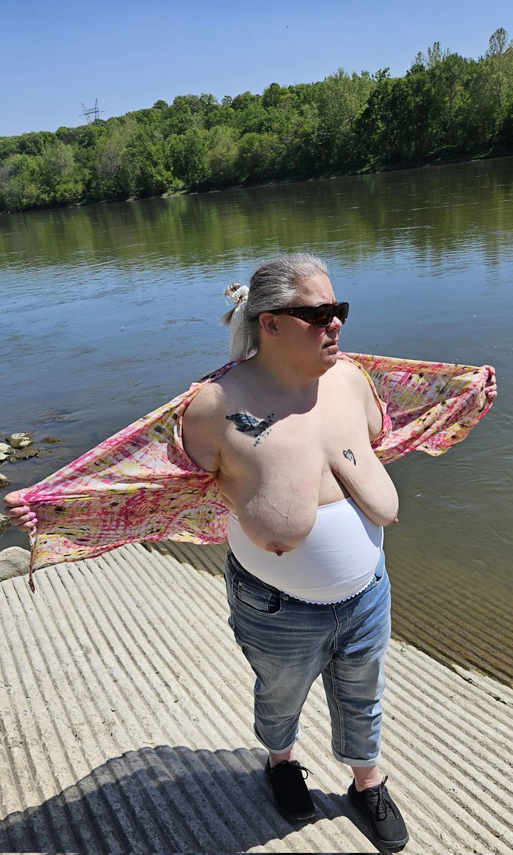 Synchronicity IM tweet media