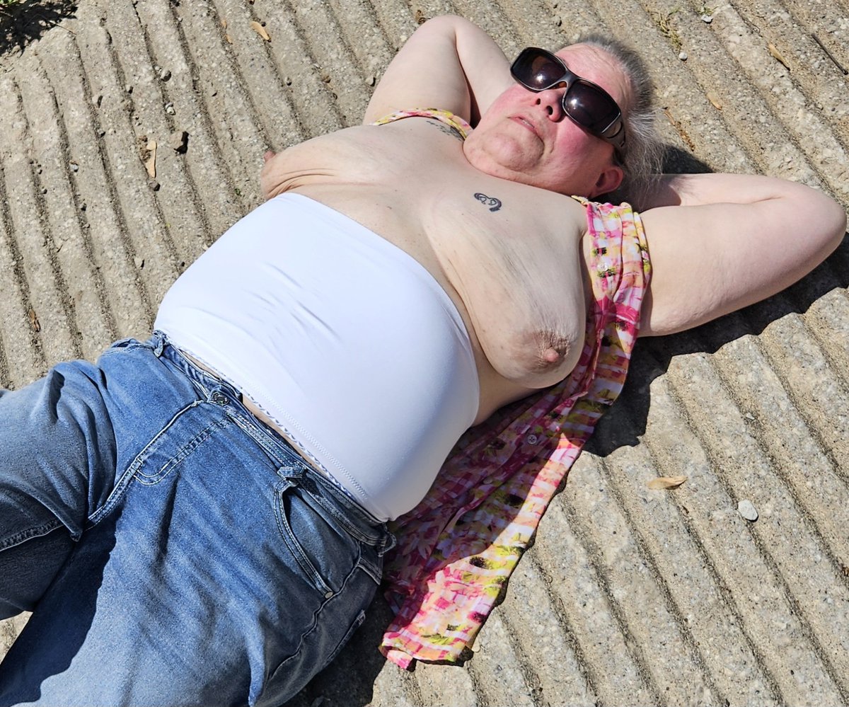 Synchronicity IM tweet media