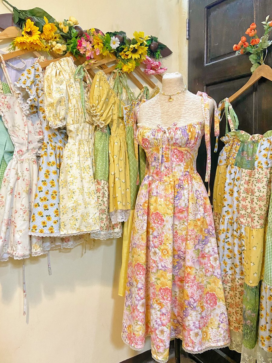 dolly_kaye's tweet photo. 🌼 Happy Blooms Collection is now available at the shop 🌼🫶 

https://t.co/Knboy05dt9

#handmade https://t.co/JphsrpYcgf