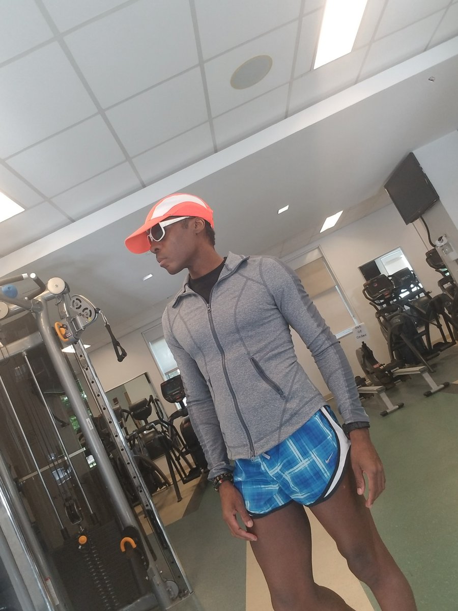 ThomasGouard's tweet image. #grind #fitness #health #weightloss #RunIsLife #sexyback #HealthcareHeroes #MentalHealth #muscles #fitover40