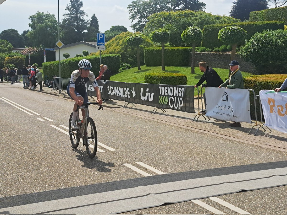 Ook Erik Wolfert rijdt alleen rond, maar dan op plek drie