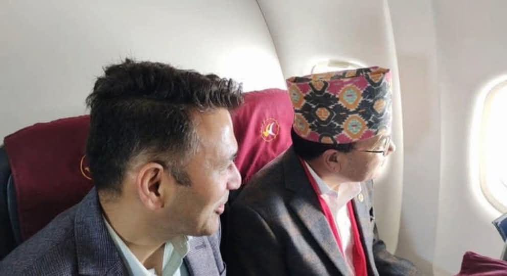 ain_shahi's tweet image. आज सगरमाथा संवाद को तेस्रो तथा अन्तिम दिनको सुरुवात अन्तर्राष्ट्रिय प्रतिनिधि मण्डल सँग माउन्टेन फ्लाइटबाट गर्यौं। हिमालयको अनुपम सौन्दर्यको अवलोकन सँगै जलवायु परिवर्तनका प्रत्यक्ष असरहरू पनि नजिकबाट अनुभव गर्यौं।
सहभागी तथा सहयोगी सबैमा हार्दिक धन्यवाद। 🙏✈️🏔️ #SagarmathaSambaad