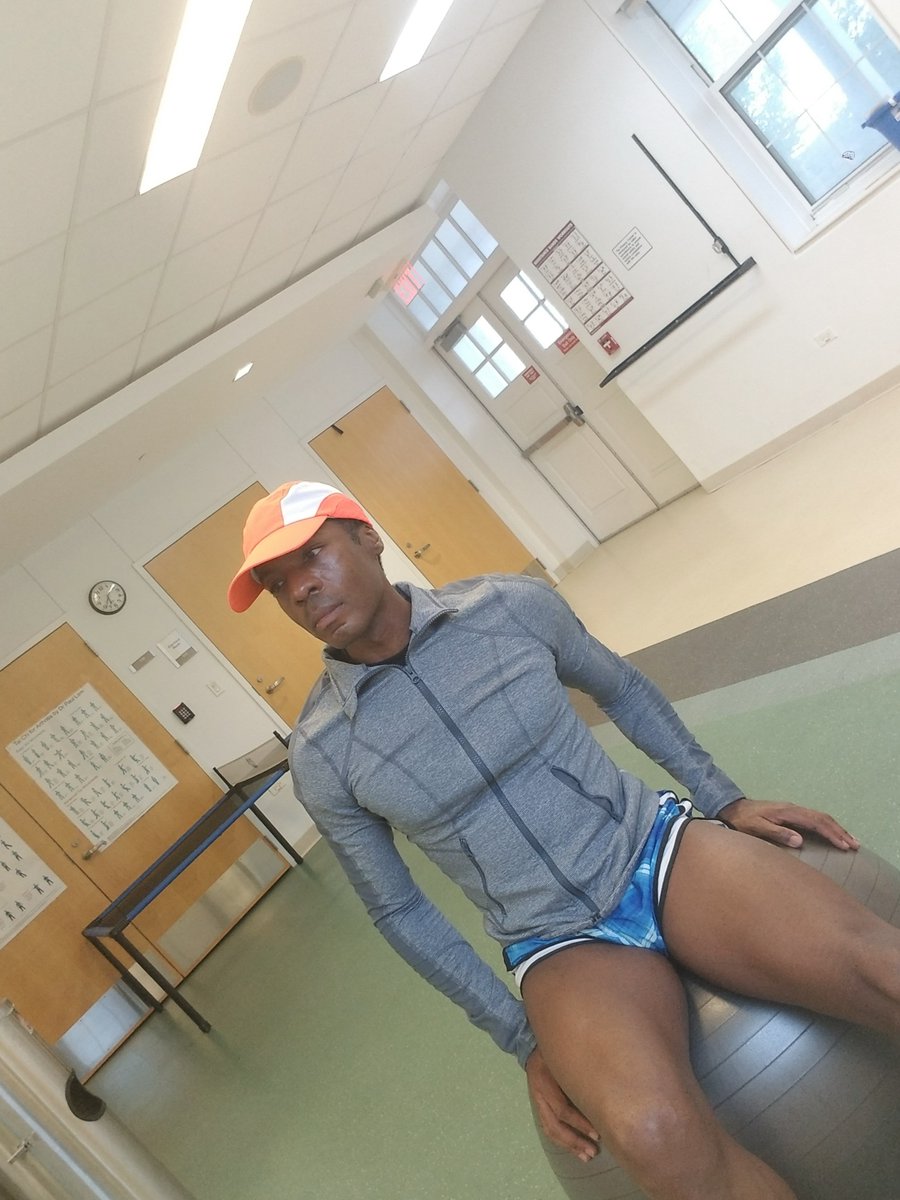 ThomasGouard's tweet image. #grind #fitness #health #weightloss #RunIsLife #sexyback #HealthcareHeroes #MentalHealth #muscles #fitover40