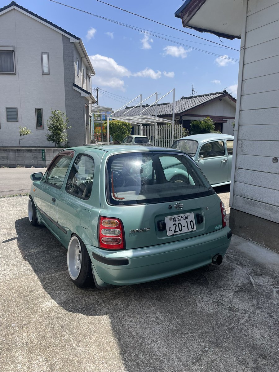 karasu_5867's tweet photo. K11マーチ売ります　福岡
3ドア 1000 MT   走行52640

ドノーマルワンオーナー車から作りました。

ホイール ステファンBCW 8J
車高調
リアアクスル 8度ぐらい
レカロ セミバケ2脚
ステアリング
ラテラルロッド
マフラーリアピース

車検切れたので一時抹消渡し

現車40 転がし35 https://t.co/ZCCDBPJ8xL