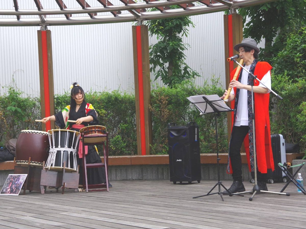 「さいたま市民活動夢マルシェ」
無事に終了いたしました！^ - ^
足を止めてIMONのパフォーマンスを見てくださった皆様、心からありがとうございました！またお会いしましょう！！！！
#IMONttt
#feelimonjapan
#陣コート