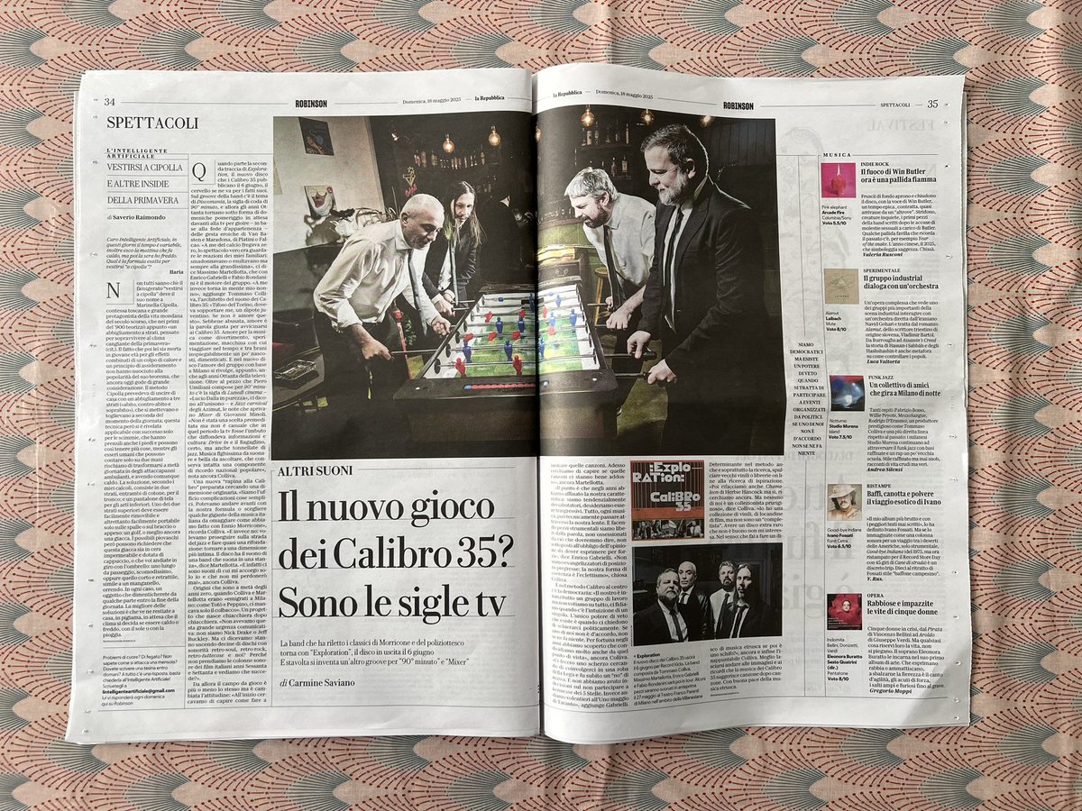 Calibro 35 (@calibro35) on Twitter photo C’è stato un tempo in cui la domenica significava sigle tv, divano e un certo suono inconfondibile.
Oggi, domenica 18 maggio, su <a href="/Robinson_Rep/">Robinson di Repubblica</a> si parla di Calibro 35, delle nostre versioni dei classici da piccolo schermo e di Exploration (che esce il 6/6)
Lo trovate in edicola. C’è stato un tempo in cui la domenica significava sigle tv, divano e un certo suono inconfondibile.
Oggi, domenica 18 maggio, su <a href="/Robinson_Rep/">Robinson di Repubblica</a> si parla di Calibro 35, delle nostre versioni dei classici da piccolo schermo e di Exploration (che esce il 6/6)
Lo trovate in edicola.