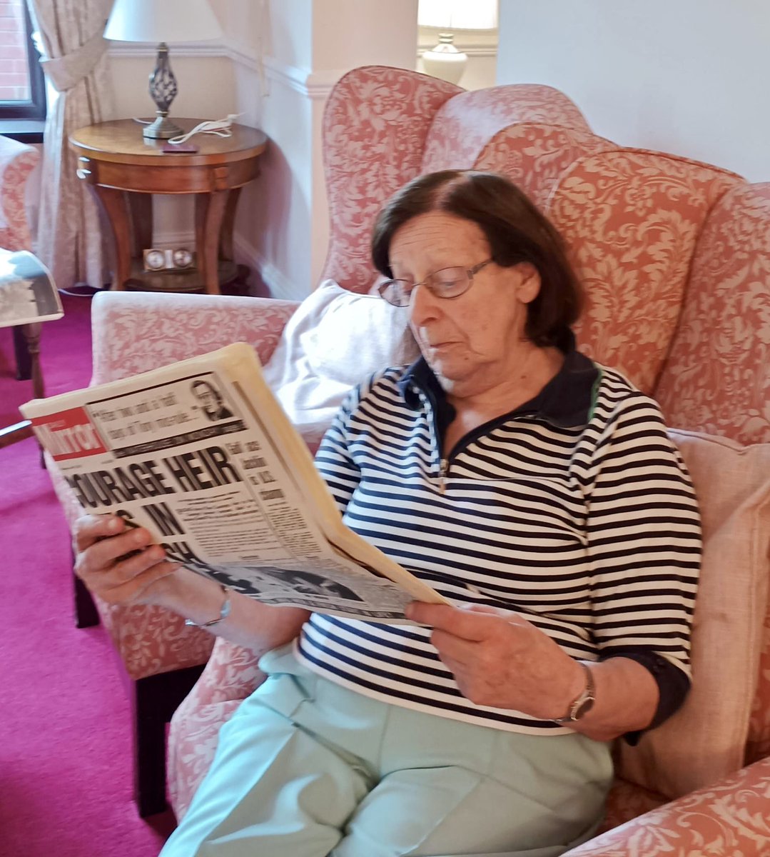 CroftCareHome's tweet photo. The Croft’s Newspaper Club sparked some brilliant conversations this week! 📰

From world events to local memories, everyone had something interesting to read - especially looking through newspapers over 100 years old! 📜🤩

#carehome #newspaper #news #vintage #history #memories https://t.co/wldK1ZkJMl
