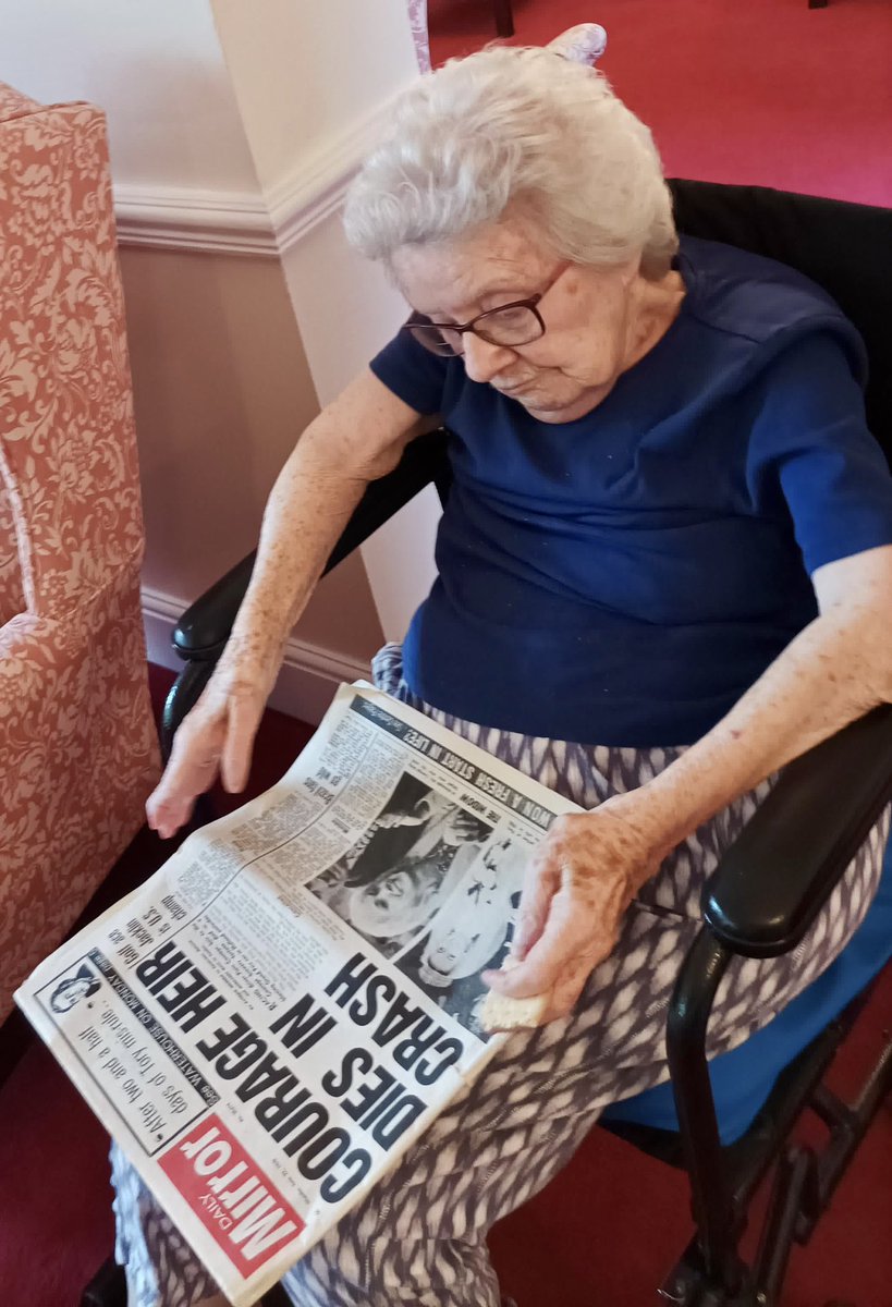 CroftCareHome's tweet photo. The Croft’s Newspaper Club sparked some brilliant conversations this week! 📰

From world events to local memories, everyone had something interesting to read - especially looking through newspapers over 100 years old! 📜🤩

#carehome #newspaper #news #vintage #history #memories https://t.co/wldK1ZkJMl