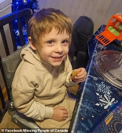 CoffindafferFBI's tweet image. You know who isn't home safe:

Sebastian Rogers 
Summer Wells
Lily and Jack Sullivan

These cases are so similar in so many ways...

#SebastianRogers 
#Summerwells
#lilyandjacksullivan