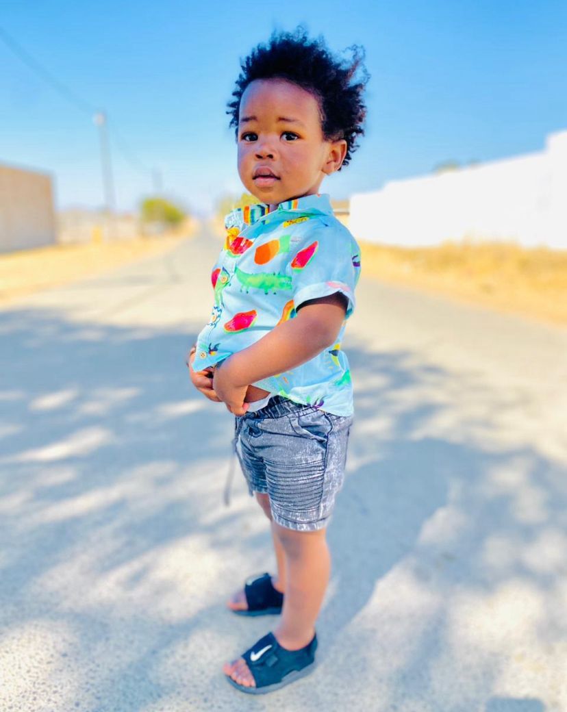 EversonLuhanga's tweet photo. Three-year-old Ayanda “Andy” Sibiya has gone missing from his home in Ulundi, KZN. He vanished while playing in the yard. Last seen wearing maroon pants, a blue and yellow Nike jacket, and black shoes. Call 086 1234 333 with info. Please share.
https://t.co/9w1PizOjLg https://t.co/HwmcV3Kkdo