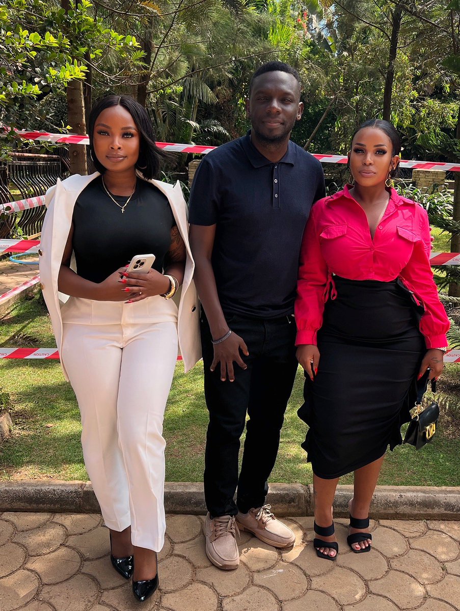 Prima Kardashi tweet media