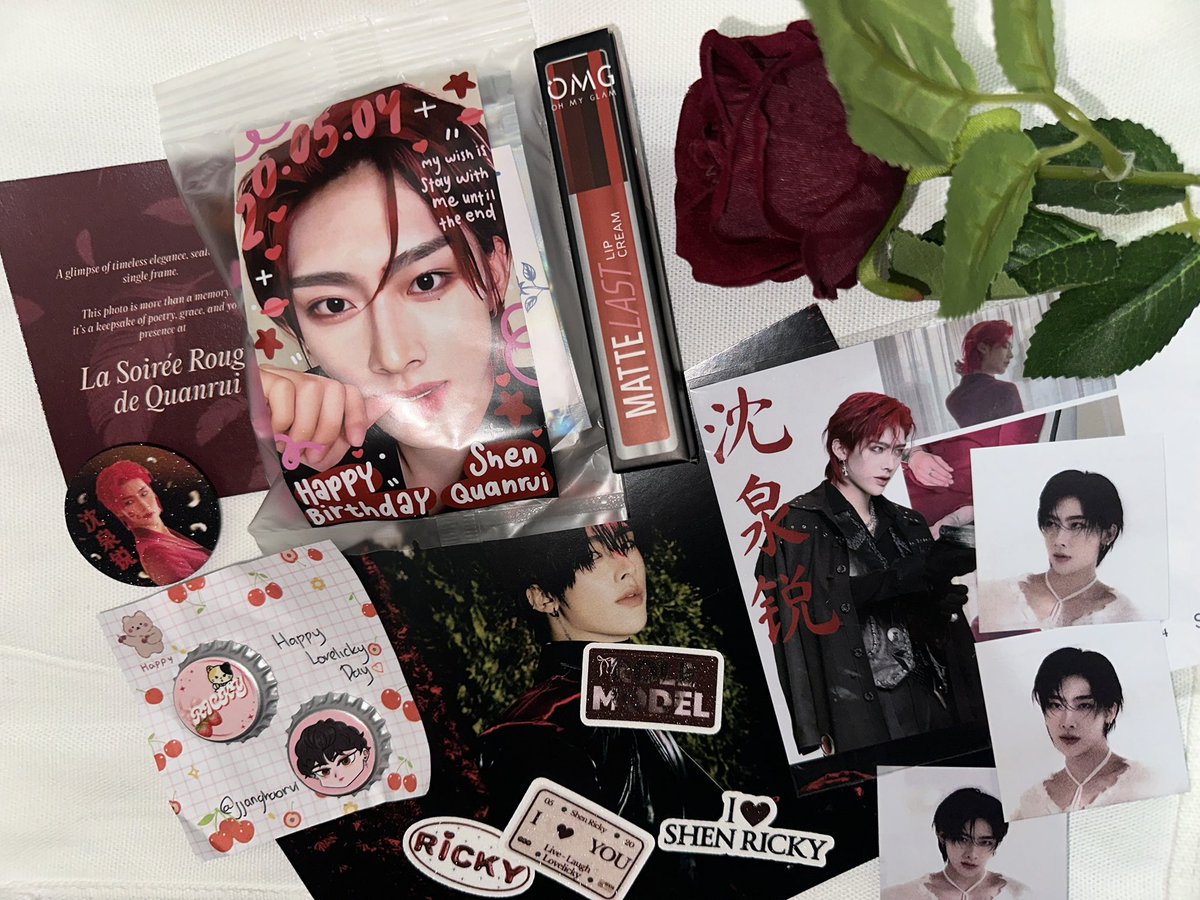 findingjkyu's tweet photo. rickyโs day! ๐น
thanks to @GalerieDeShen โค๏ธ
special tag, thank you freebiesnyaa kakk!! โค๏ธ @shanbinzip @jjanghaorui @naaanaaanuuw
#RickyRougeSoiree #HappyRickyDay https://t.co/duhOnSivpN