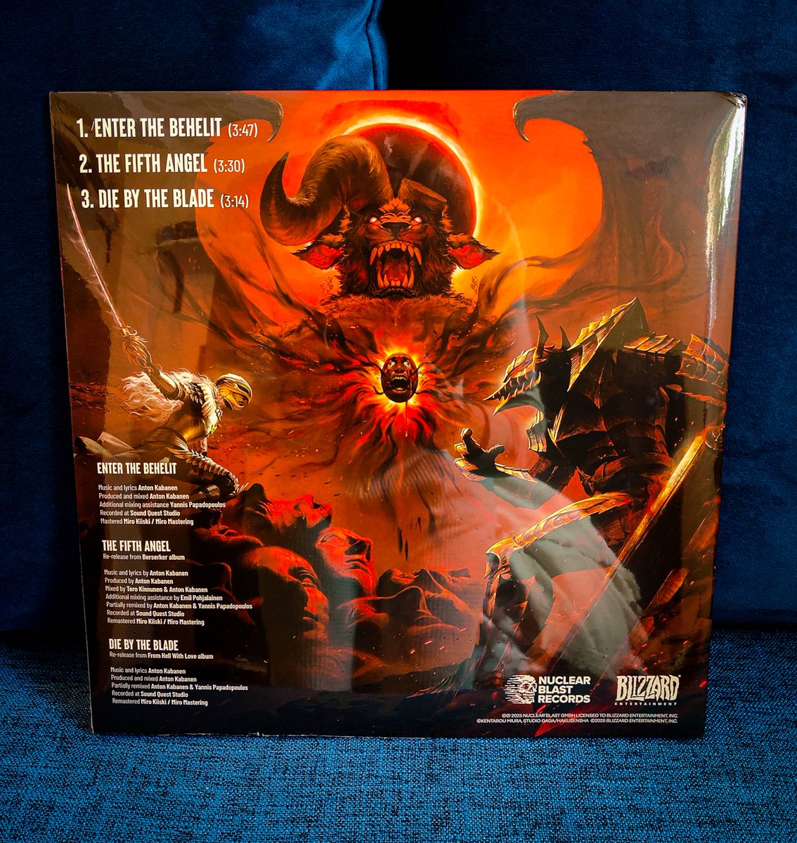 Easily the coolest gaming/music vinyl I've seen! 🔥

Berserk x <a href="/Diablo/">Diablo</a>  collab with Beast in Black 😱
Heavy metal, demons and Guts goes so hard!!

#Ad | Gifted Thank you <a href="/BursonGlobal/">Burson Global</a>