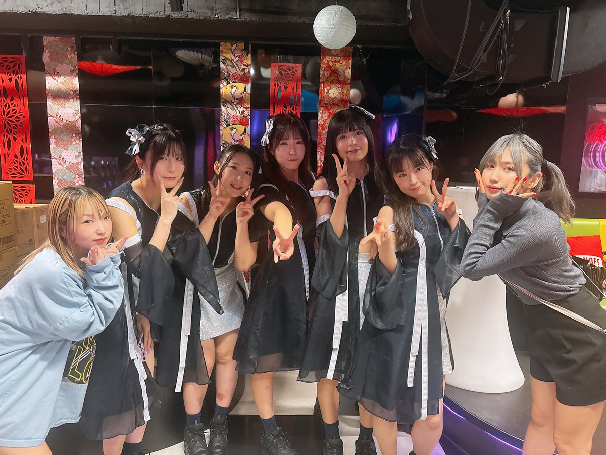 HZK_82's tweet photo. 今日の写真!!
昼はdのワンマンで、夜はりょんちゃん生誕で、めちゃくちゃ幸せいただいた一日でした!!来週は自分が頑張る日ー!!
ありがとうございました!!(((o(*゚▽゚*)o))) https://t.co/4LJI7bzCY4