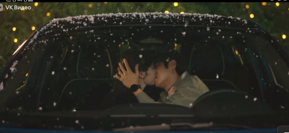 bird_glass_'s tweet photo. กรี๊ดดดดดดดดดดดดดดดดดดดดดดดดดดดดดดดดดด ทำถึงมาก เค้าจูบกันแล้ว จูบนานด้วย จูบแบบผู้ใหญ่ #ResidentPlaybookEp12 https://t.co/gx8wNIEc8j
