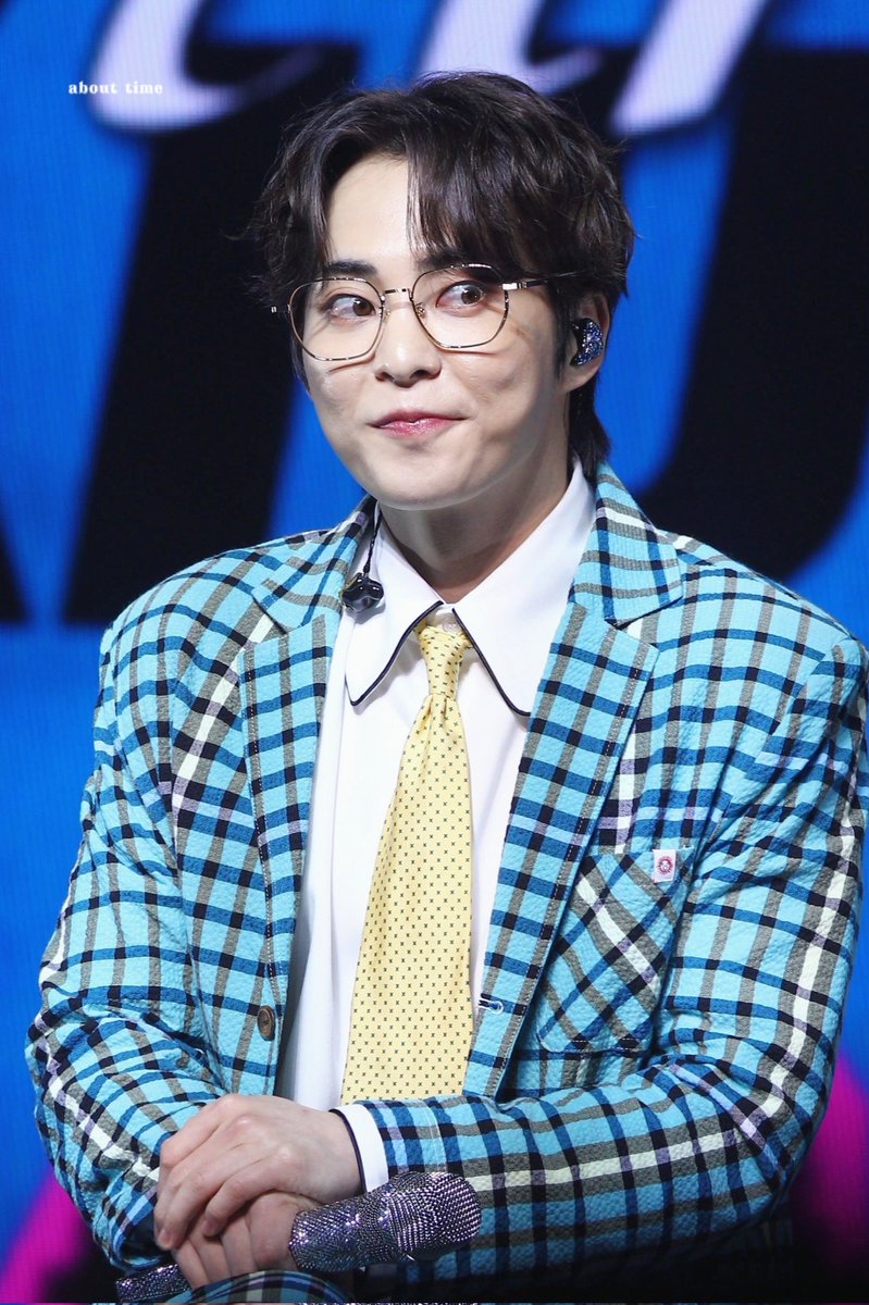 AboutTime326's tweet photo. 2025 XIUMIN FAN CONCERT 
< X Times ( ) > in MACAU

小表情真多ㅋㅋ

#XIUMIN #시우민 #김민석 https://t.co/QlNjHoEeC5