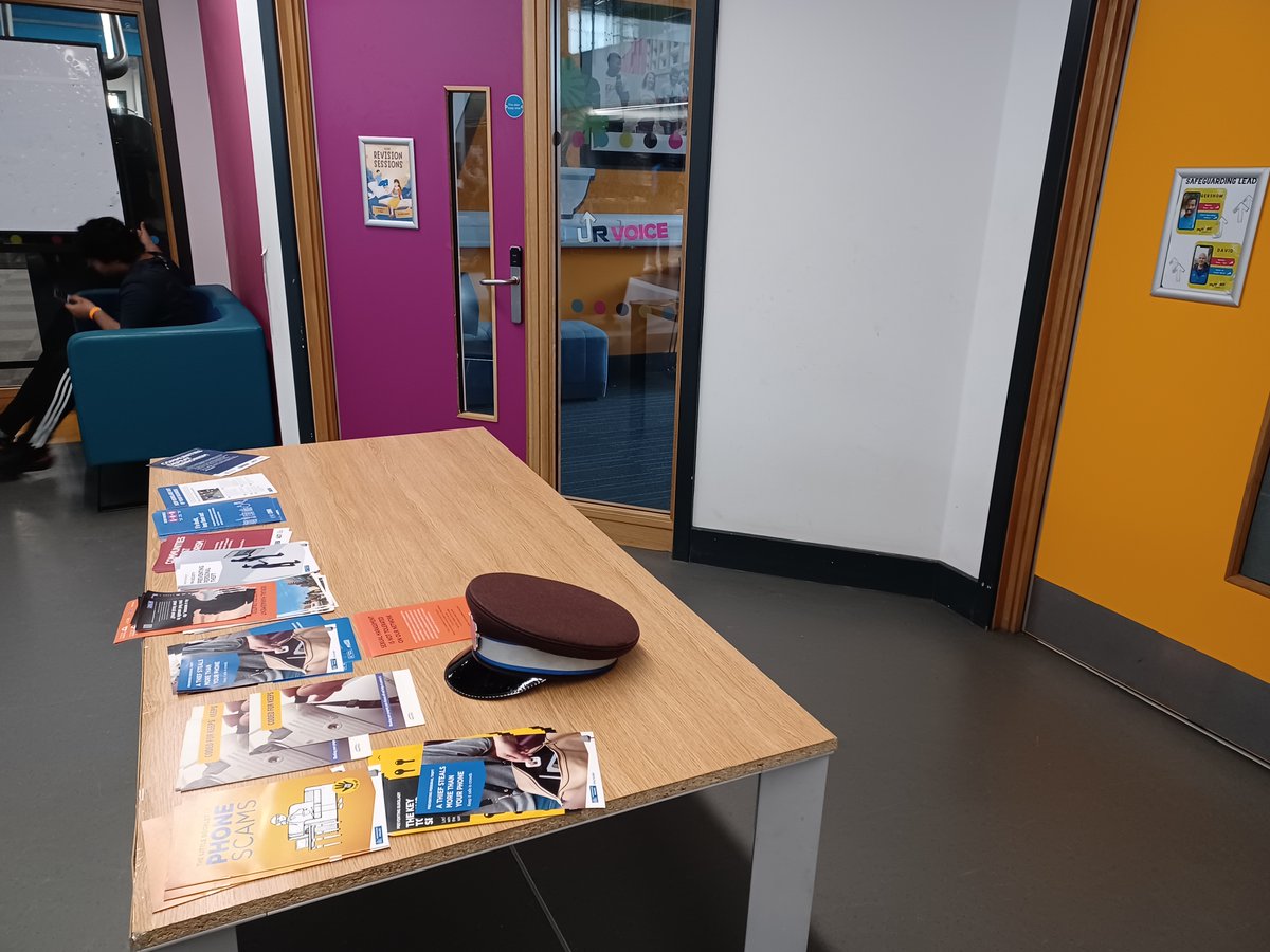 Parsloes Police (@mpsparsloes) on Twitter photo The Team Provided Crime Prevention advice during the birthday celebrations of Future Youth Zone this morning.
#Dagenham
#mylocalMet
#Saferneighbourhood
<a href="/metpoliceuk/">Metropolitan Police</a>
<a href="/lbbdcouncil/">Barking and Dagenham Council</a>
@superintendent_DavidRhodes The Team Provided Crime Prevention advice during the birthday celebrations of Future Youth Zone this morning.
#Dagenham
#mylocalMet
#Saferneighbourhood
<a href="/metpoliceuk/">Metropolitan Police</a>
<a href="/lbbdcouncil/">Barking and Dagenham Council</a>
@superintendent_DavidRhodes