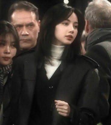 Aisy piyaary log khaan pay jaaty Hain.