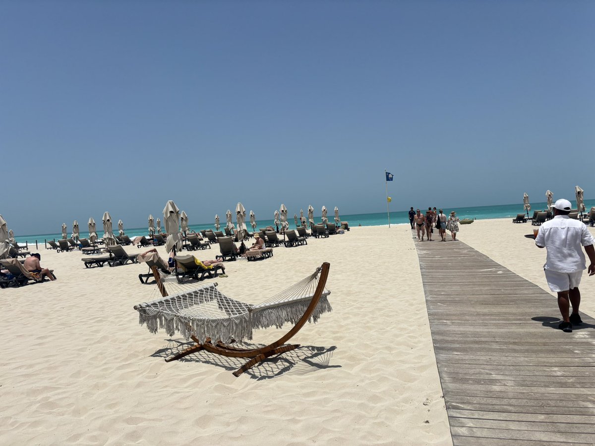 Slight breeze today… fuming 😏