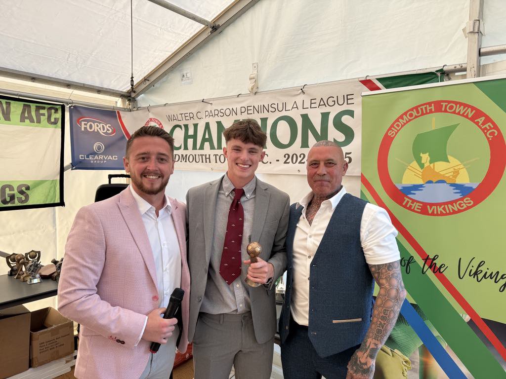 Sidmouth Town 3rd Team Awards

Young Player Of The Year - Archie Melville-Hallet 
Top Goalscorer - Matt Rasmussen 
Managers Player - Lewis McManus 
Players’ Player - Charlie Roberts

#UTV💚 #Vikings