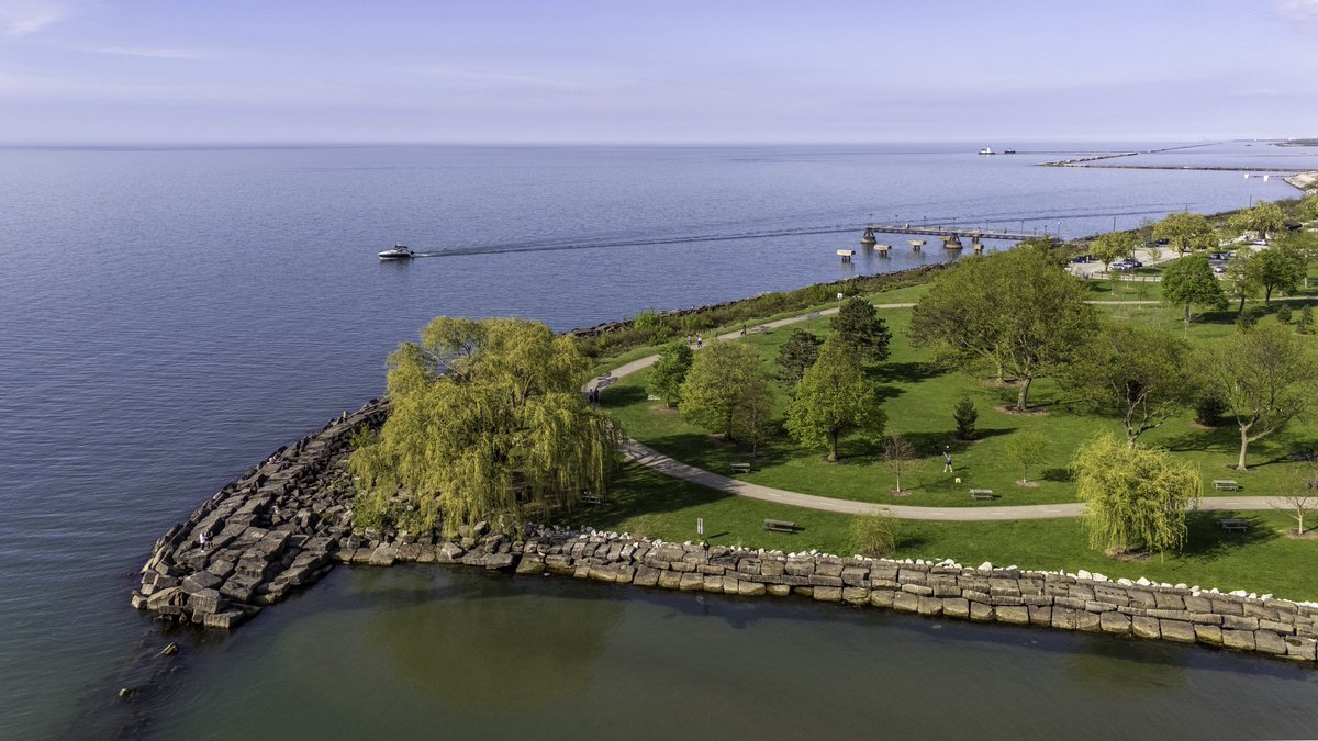 Korey_Smerk's tweet photo. โCanโt forget that tree, na na na, na na naโ ๐ถ๐ณ
#edgewater #edgewaterbeach #cleveland #exploredperspective #forestcitycollective https://t.co/8epI0DOidU