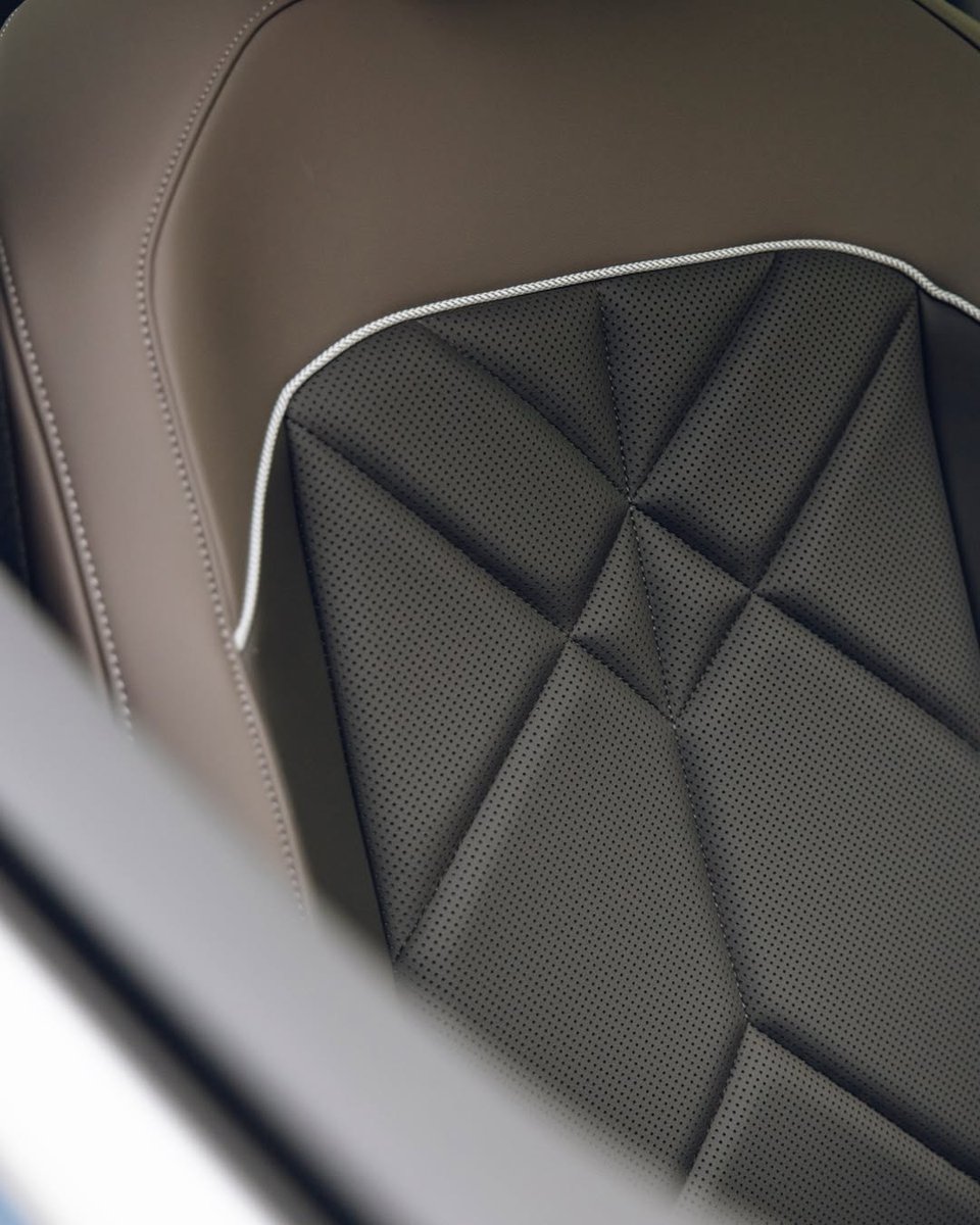 Confidence in every curve. Comfort in every drive.

The BMW X3.​

#BMWMiddleEast #X3