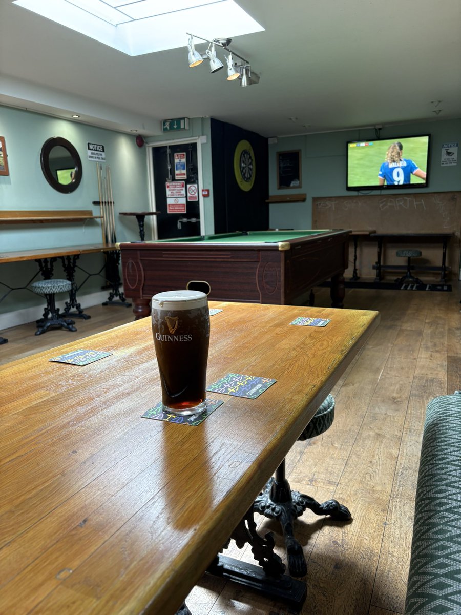 Pints on the Tube tweet media