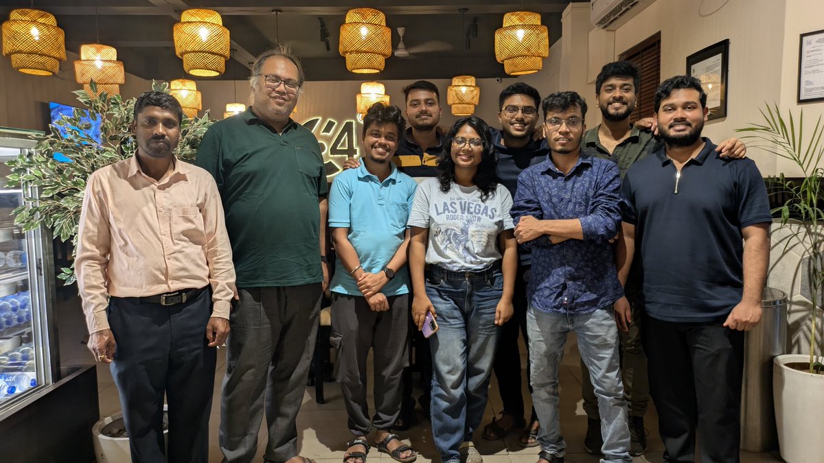 ubinetiitkgp's tweet image. From EE undergrads to key contributors in our lab’s mmWave journey — Soham Chakraborty (@ UIUC PhD) & Soham Tripathy (@ Eightfold.AI) helped shape our research, resulting in a MobiSys '24 poster, SmartComp '25 paper, and a patent!
Wishing them the very best ahead!