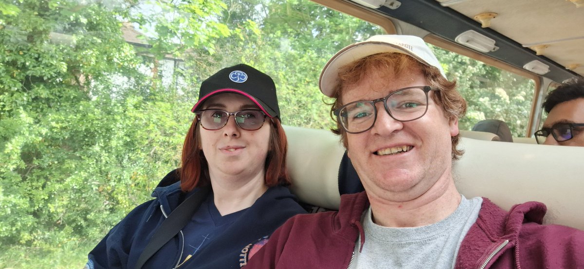 TPBranson1's tweet photo. Having a ride out on this Royal Blue. https://t.co/aMmB9iHsKr